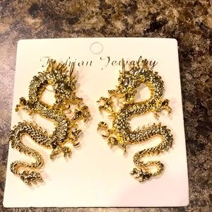 Gold dragon earrings new with tag 🐉